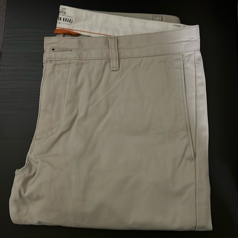 Docker’s Mens Modern Khaki 36/30